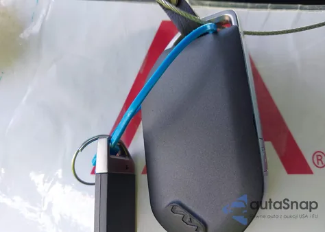 2025 Kia K5 Gt-Line z USA, uszkodzony, nr VIN KNAG64J79S5269097